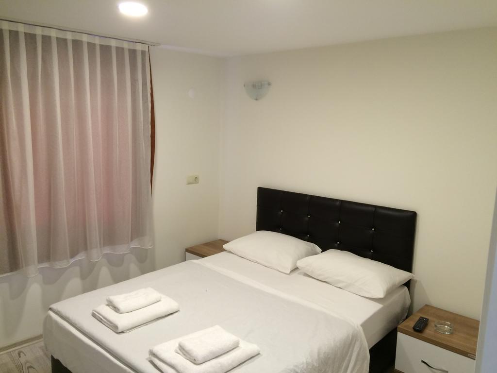 Aydin Eli̇T Pansi̇Yon Bed & Breakfast Room photo